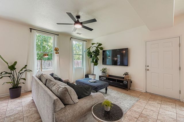 229 Ferrule DR, Kyle, TX 78640