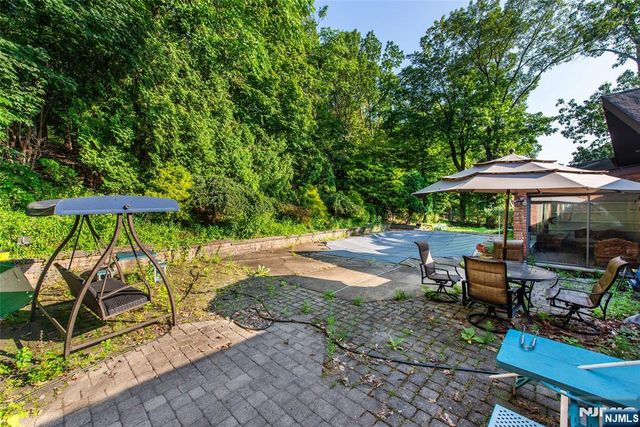 112 King George Road, Warren, NJ 07059