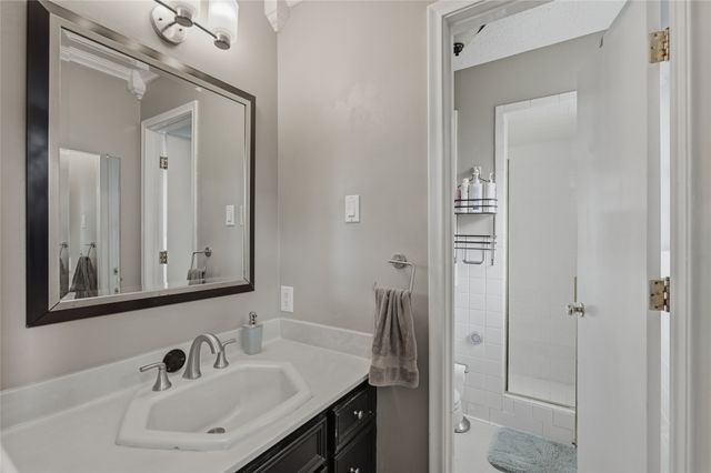 1028 S Idlewild Drive, Sherman, TX 75090