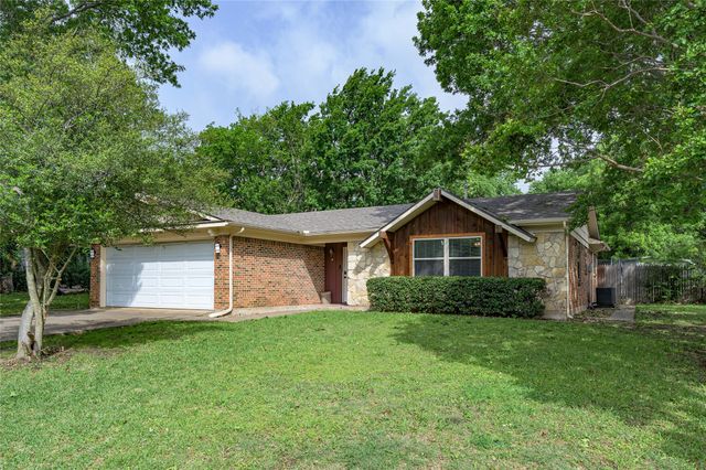 1028 S Idlewild Drive, Sherman, TX 75090