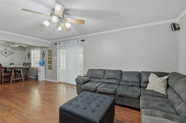1028 S Idlewild Drive, Sherman, TX 75090
