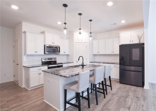 21 Stardust Trail, Greensboro, NC 27455