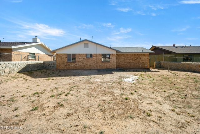 10813 ONYXSTONE Street, El Paso, TX 79924