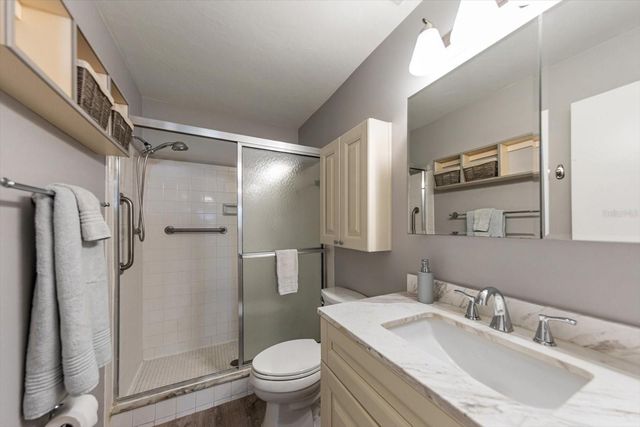 6080 80 STREET N 102, St Petersburg, FL 33709