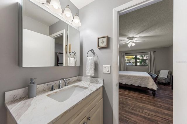 6080 80 STREET N 102, St Petersburg, FL 33709