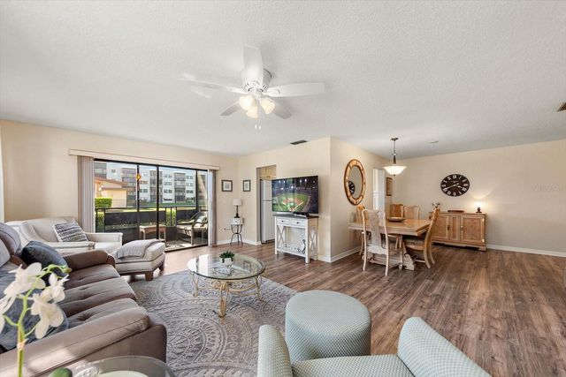 6080 80 STREET N 102, St Petersburg, FL 33709