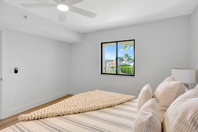 501 Seafarer Circle 204, Jupiter, FL 33477