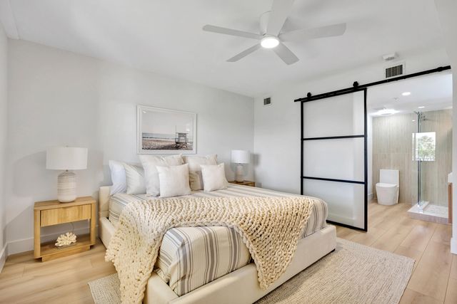 501 Seafarer Circle 204, Jupiter, FL 33477