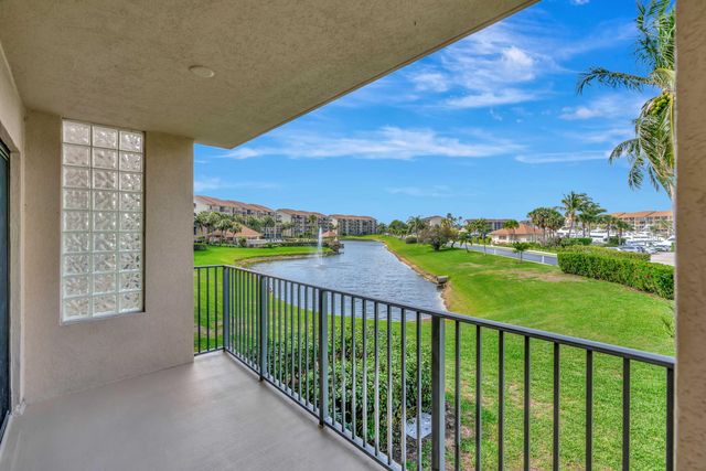 501 Seafarer Circle 204, Jupiter, FL 33477
