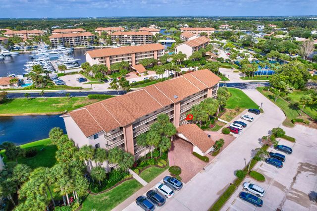 501 Seafarer Circle 204, Jupiter, FL 33477