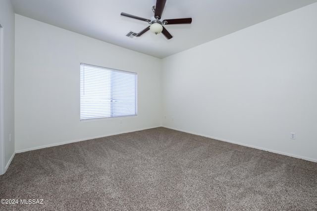 3510 W Center Mountain Way, Tucson, AZ 85746