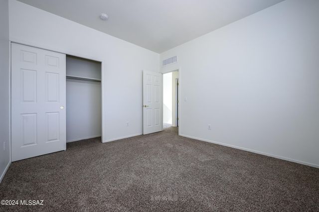 3510 W Center Mountain Way, Tucson, AZ 85746