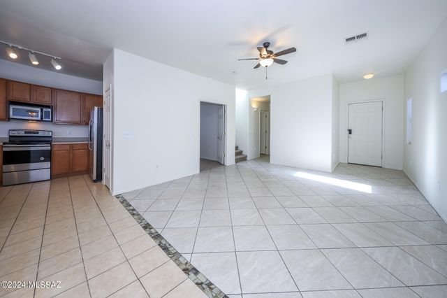 3510 W Center Mountain Way, Tucson, AZ 85746