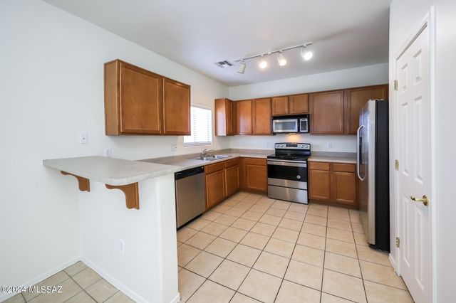 3510 W Center Mountain Way, Tucson, AZ 85746
