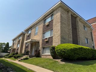 2033 W 111th Street 1S, Chicago, IL 60643
