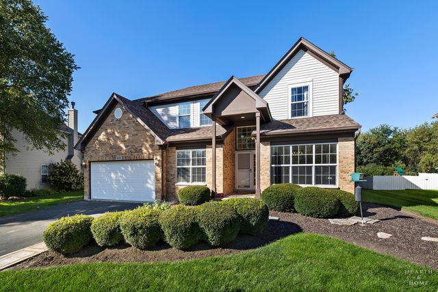 412 Reserve Drive, Crystal Lake, IL 60012