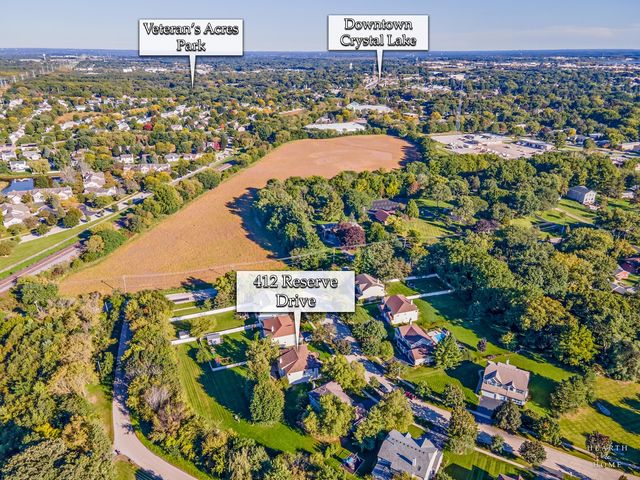 412 Reserve Drive, Crystal Lake, IL 60012