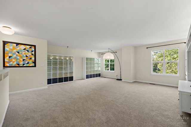 412 Reserve Drive, Crystal Lake, IL 60012