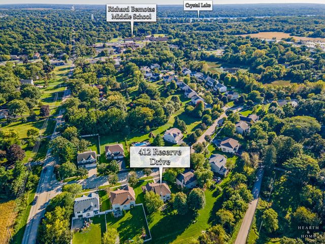 412 Reserve Drive, Crystal Lake, IL 60012