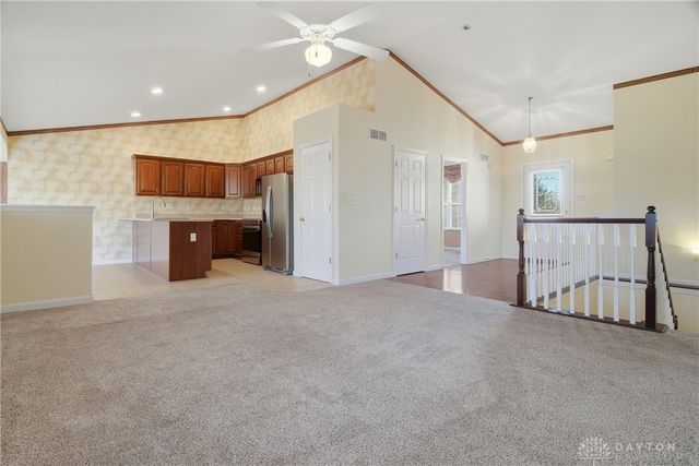 2122 Castle Pines Court, Hamilton, OH 45013