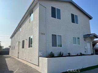 330 1/2 E 99th, Los Angeles, CA 90003