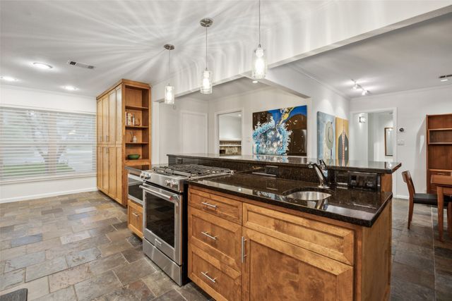 6640 Yosemite Lane, Dallas, TX 75214