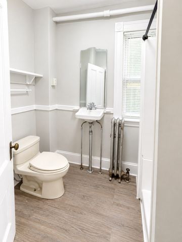 75 Lincoln 1, Quincy, MA 02170