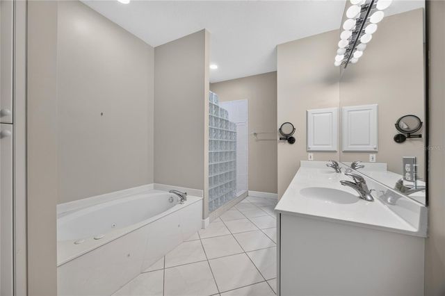 2590 TARPON COVE DRIVE 821, Punta Gorda, FL 33950