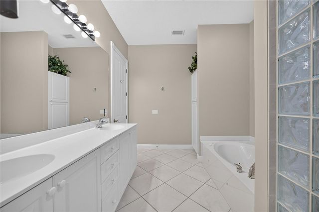 2590 TARPON COVE DRIVE 821, Punta Gorda, FL 33950