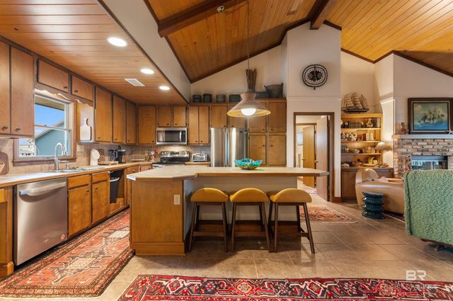 2361 W Beach Boulevard, Gulf Shores, AL 36542