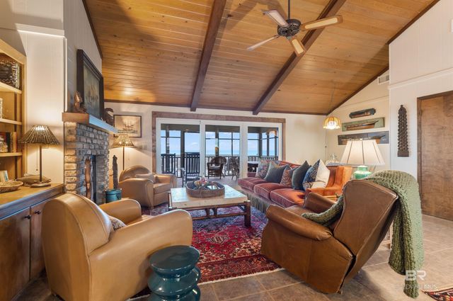 2361 W Beach Boulevard, Gulf Shores, AL 36542