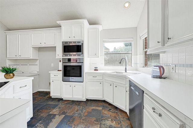 23223 Diamond Knoll Court, Katy, TX 77494