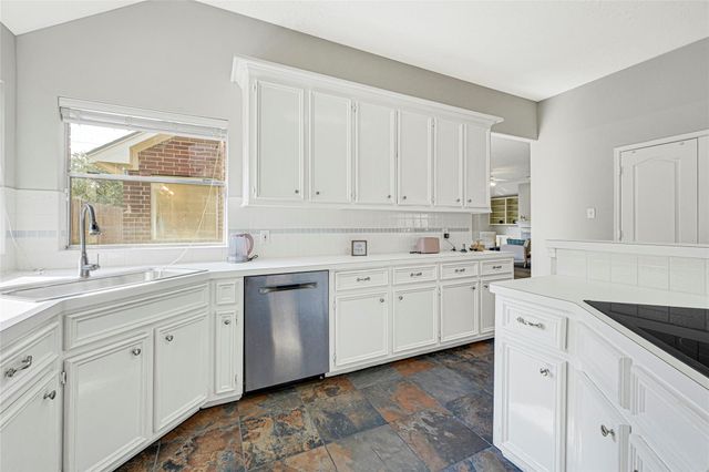 23223 Diamond Knoll Court, Katy, TX 77494