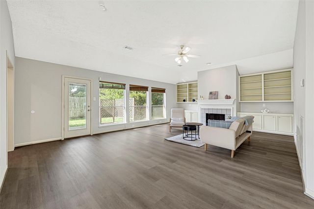 23223 Diamond Knoll Court, Katy, TX 77494