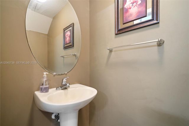 8915 SW 19th Street, Miramar, FL 33025