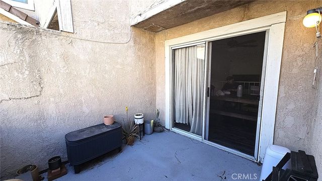 1921 Glenoaks Boulevard 196, San Fernando, CA 91340