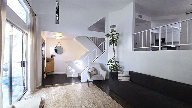 1921 Glenoaks Boulevard 196, San Fernando, CA 91340