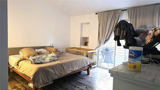 1921 Glenoaks Boulevard 196, San Fernando, CA 91340