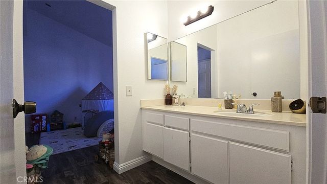 1921 Glenoaks Boulevard 196, San Fernando, CA 91340