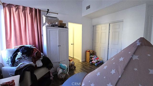 1921 Glenoaks Boulevard 196, San Fernando, CA 91340