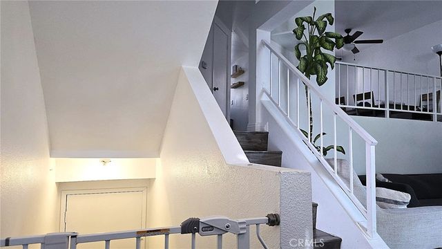 1921 Glenoaks Boulevard 196, San Fernando, CA 91340