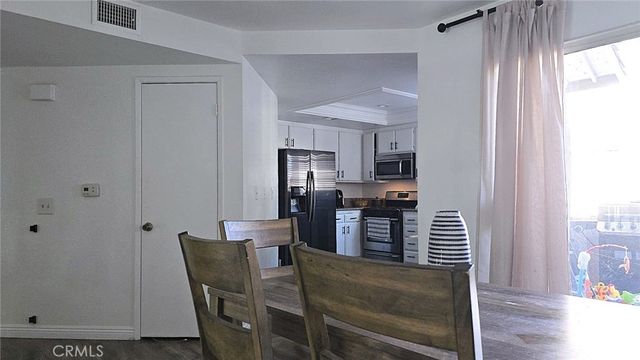 1921 Glenoaks Boulevard 196, San Fernando, CA 91340