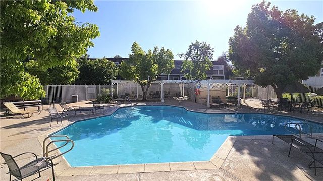 1921 Glenoaks Boulevard 196, San Fernando, CA 91340