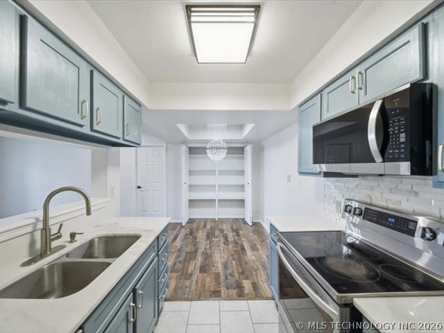 6364 S 80th East Avenue G, Tulsa, OK 74133