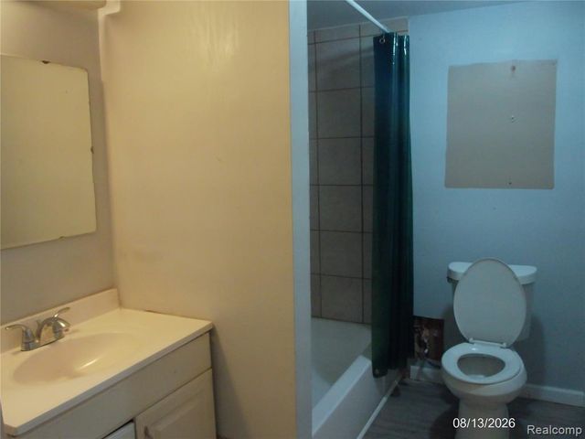 27734 O'neil Street, Roseville, MI 48066