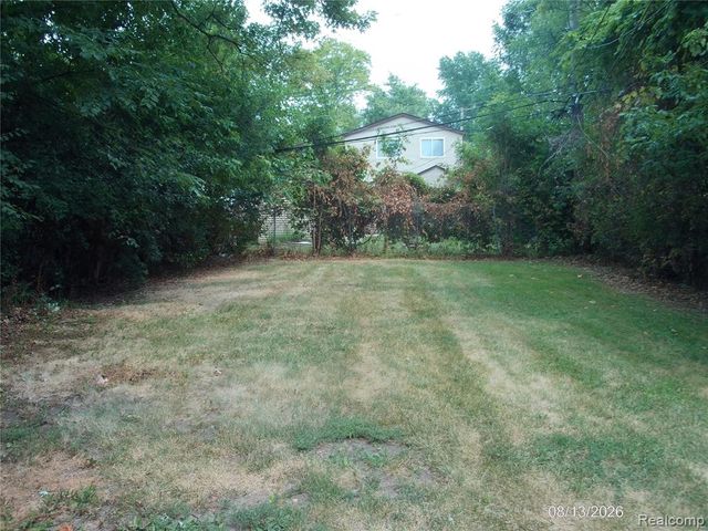 27734 O'neil Street, Roseville, MI 48066