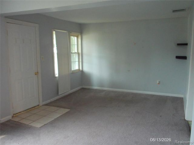 27734 O'neil Street, Roseville, MI 48066
