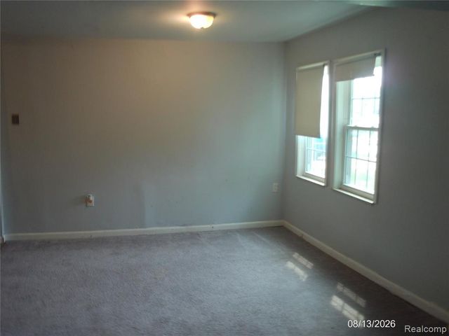 27734 O'neil Street, Roseville, MI 48066