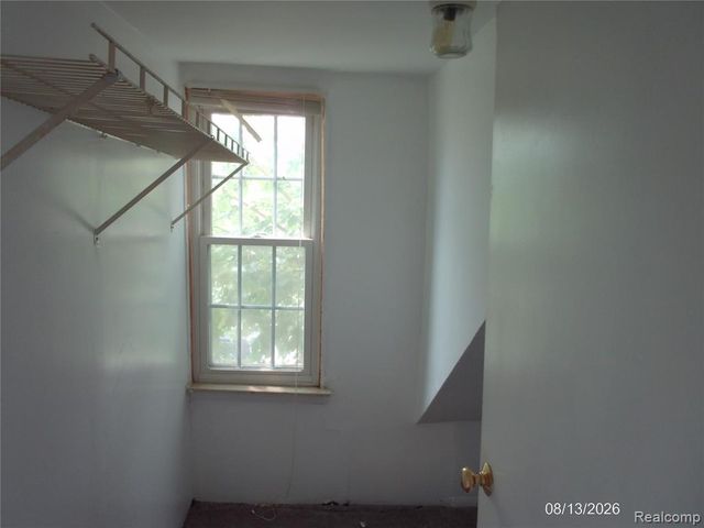 27734 O'neil Street, Roseville, MI 48066