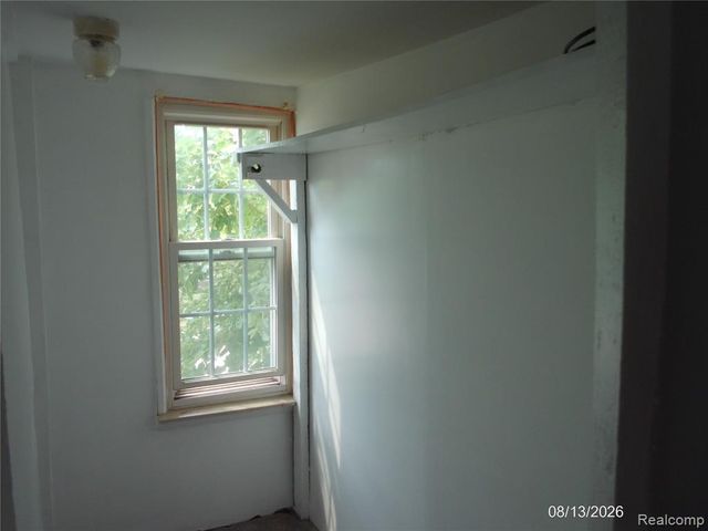 27734 O'neil Street, Roseville, MI 48066